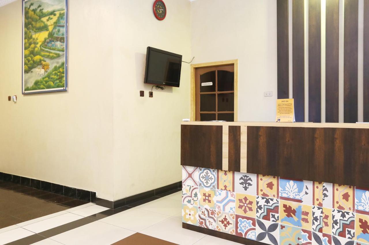 Spot On 2358 Aster Homestay Melati Ngoại thất bức ảnh