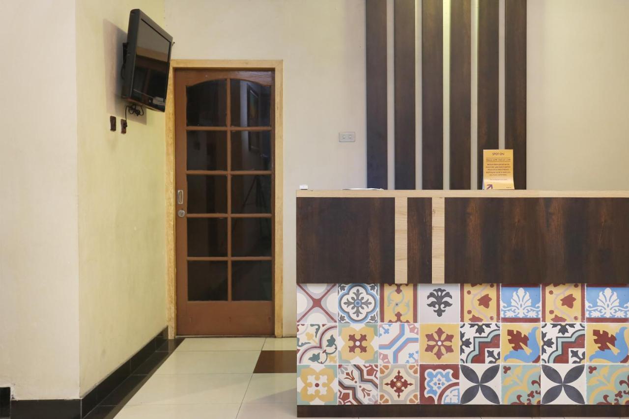 Spot On 2358 Aster Homestay Melati Ngoại thất bức ảnh